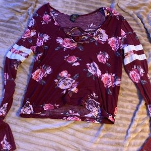 Rue21 small long sleeve crop top